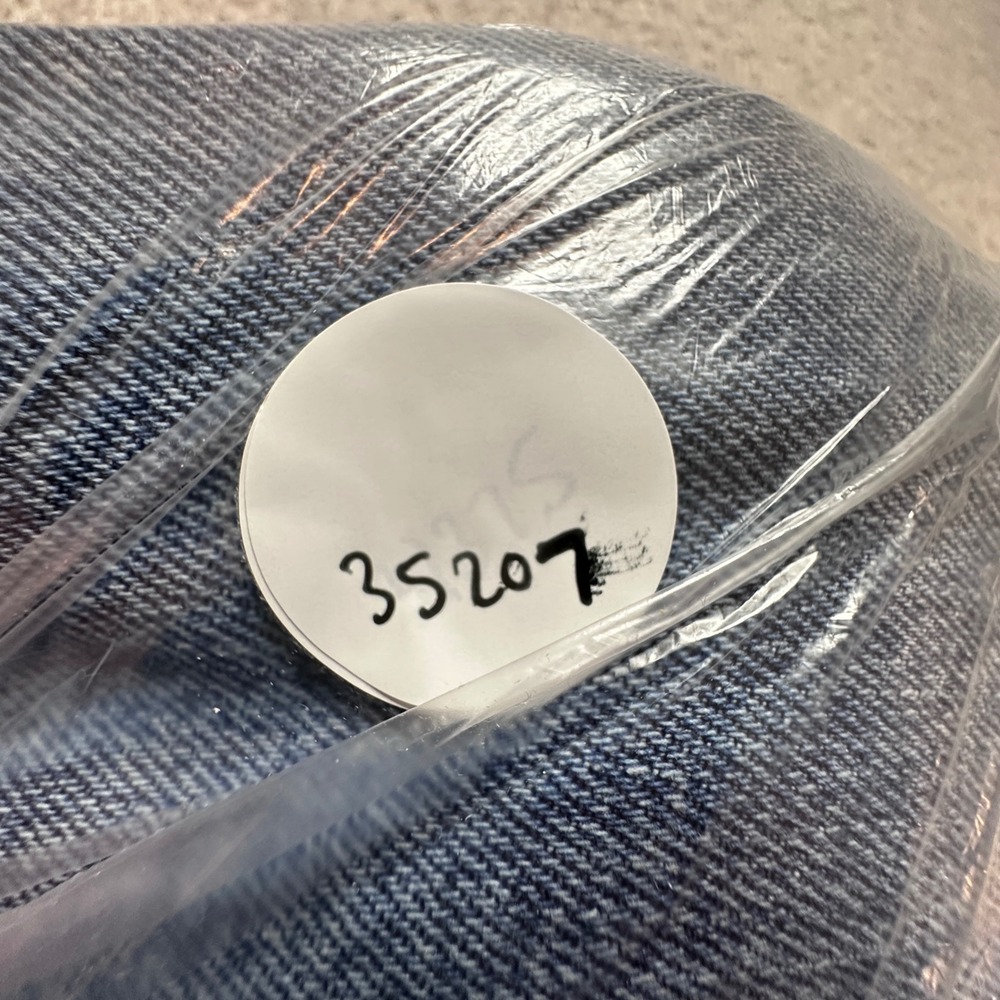 Levi's 541 Jeans Mens 34x34 (34x31) Blue Athletic Denim Medium Wash Distressed - Picture 12 of 12